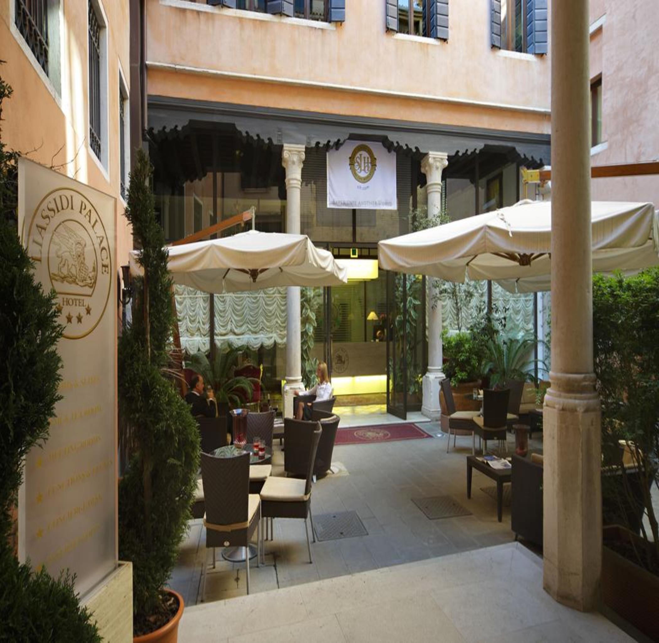 Hotel Liassidi Palace Венеция Экстерьер фото