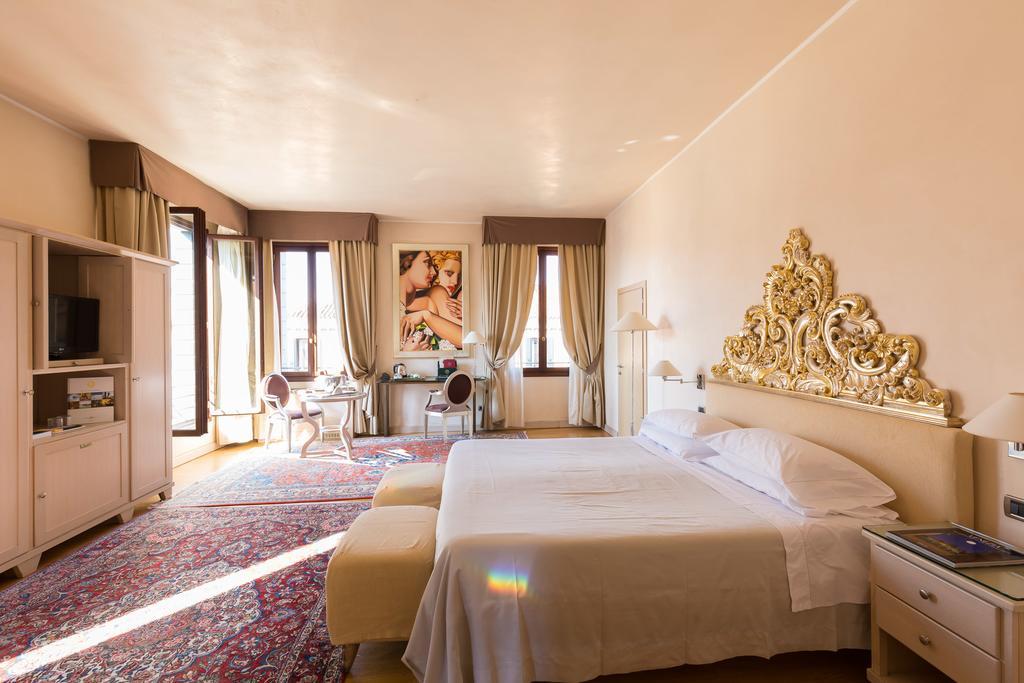 Hotel Liassidi Palace Венеция Экстерьер фото