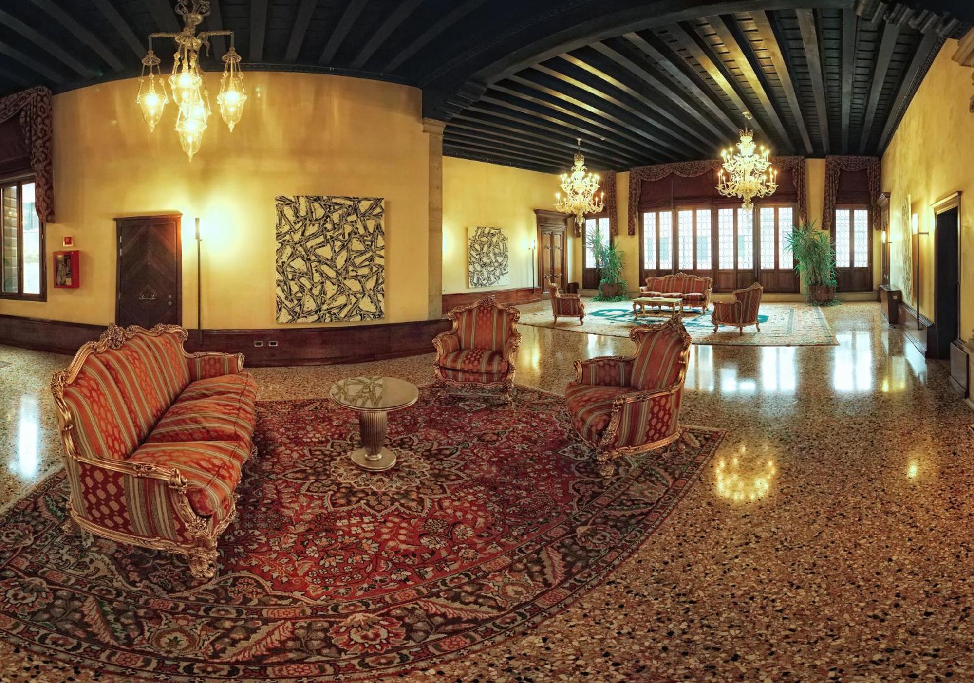 Hotel Liassidi Palace Венеция Экстерьер фото