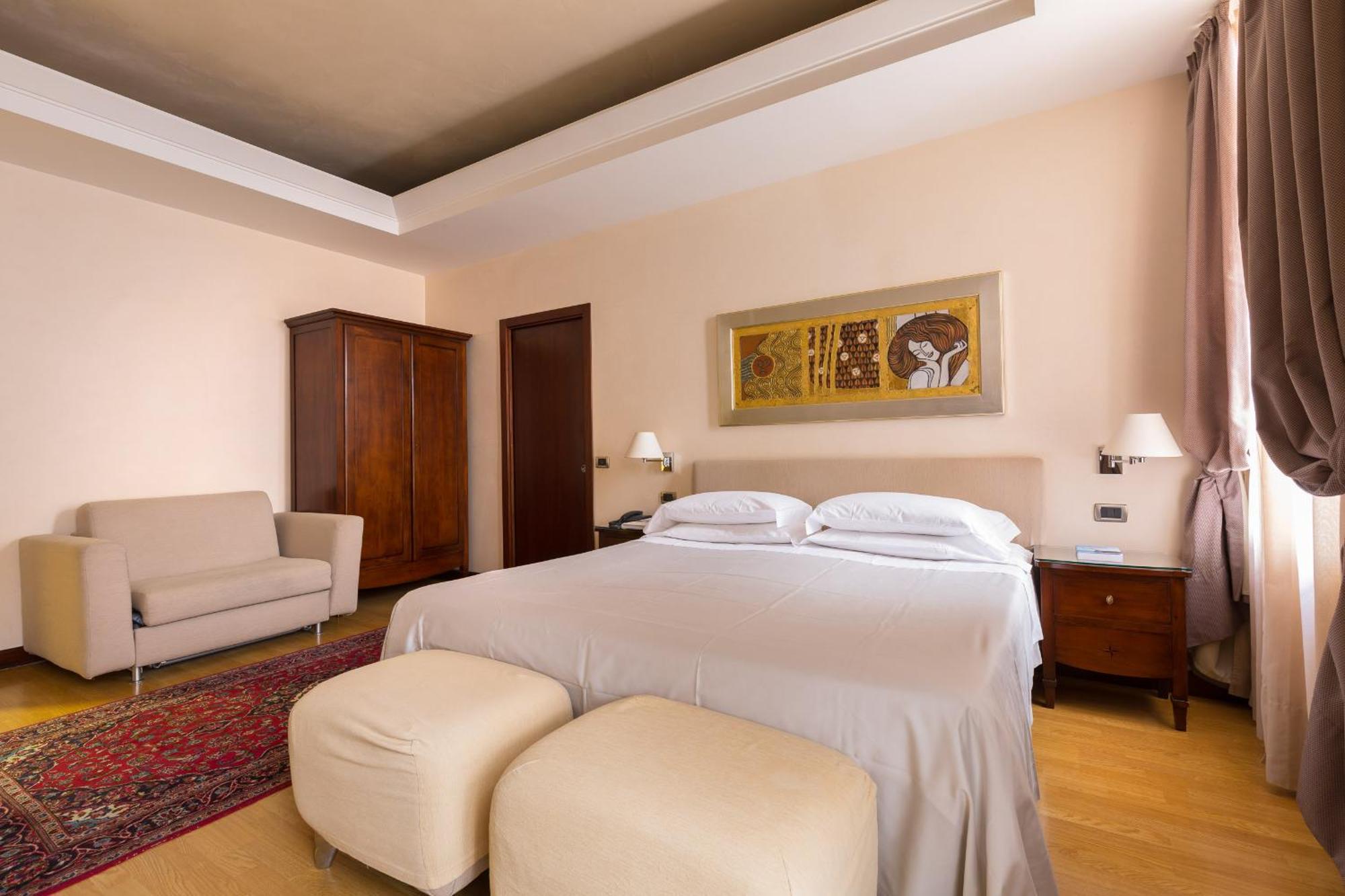 Hotel Liassidi Palace Венеция Экстерьер фото